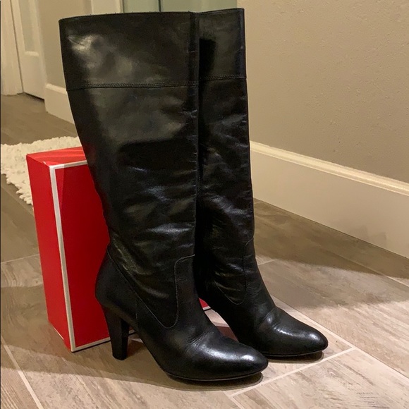 Leather coach boots - Picture 3 of 5